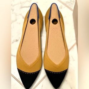 NWB Rothy’s Camel Captoe Point 7